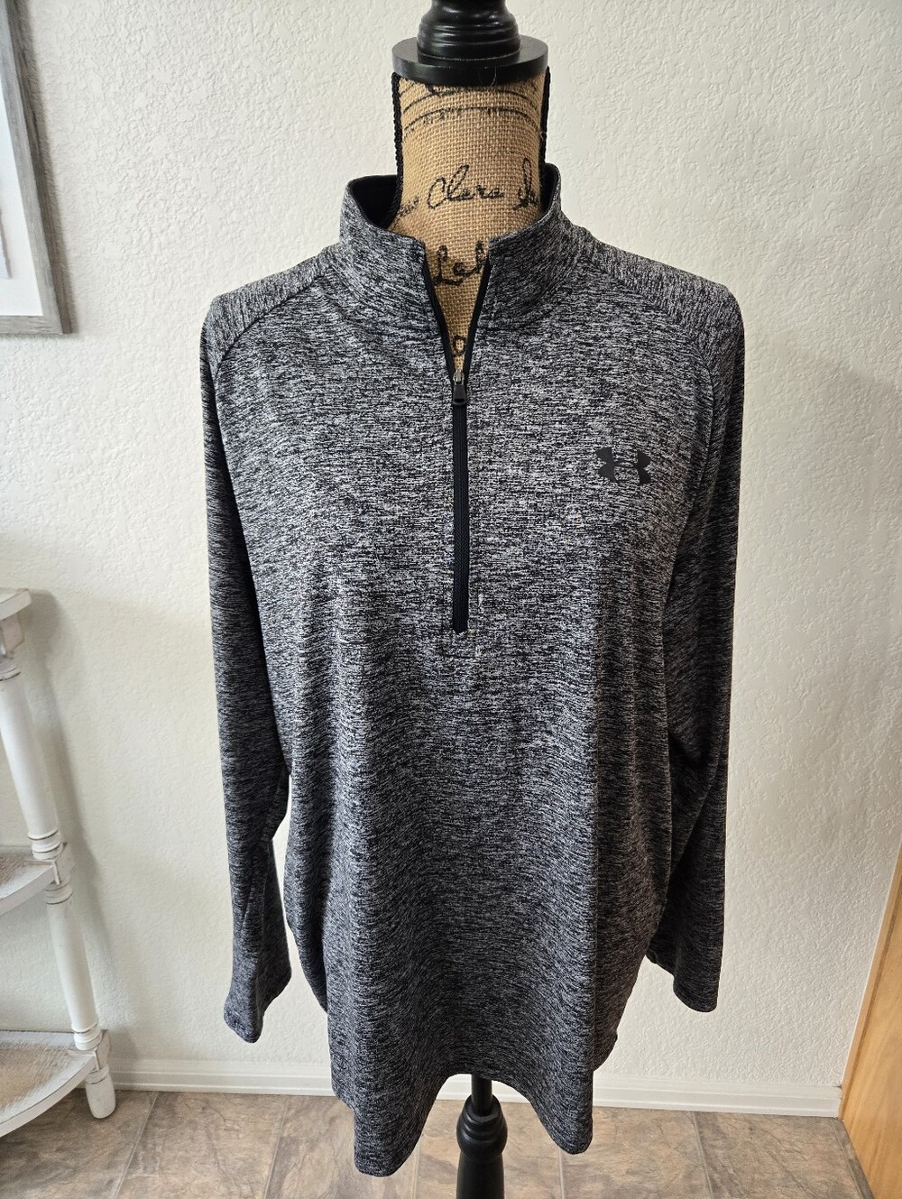 Under Armour Men’s Black/Gray Heather Half-Zip Performance Pullover